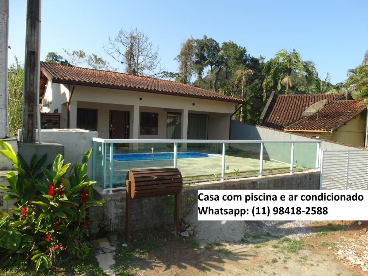 Casa de férias Lagoinha Salga - Casa Com Piscina E Ar Condicionado